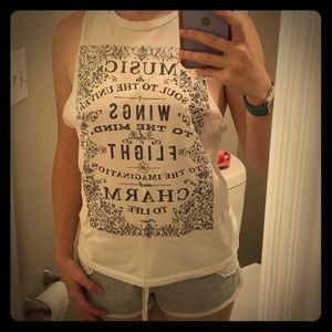 Muscle tank women’s